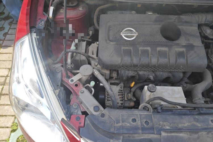 Used Nissan Tiida 2011 1.6L CVT Smart Version Engine Bay Right