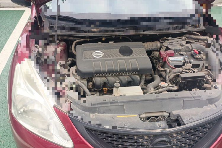 Used Nissan Tiida 2011 1.6L CVT Smart Version Engine Bay Right