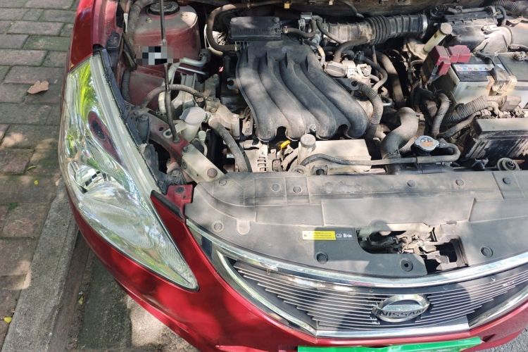 Used Nissan Tiida 2011 1.6L CVT Comfort Model Engine Bay Right