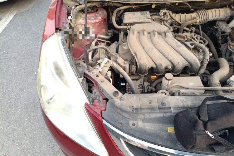 Used Nissan Tiida 2011 1.6L CVT Comfort Model Engine Bay Right