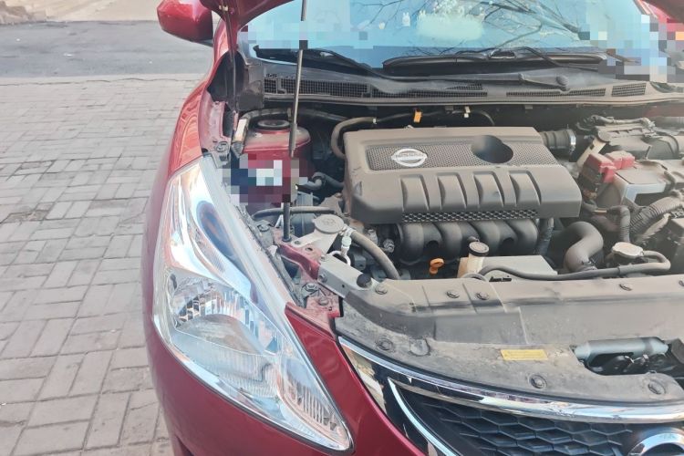 Used Nissan Tiida 2011 1.6L CVT Smart Version Engine Bay Right