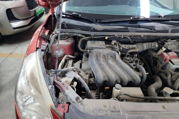 Used Nissan Tiida 2011 1.6L CVT Comfort Model Engine Bay Right