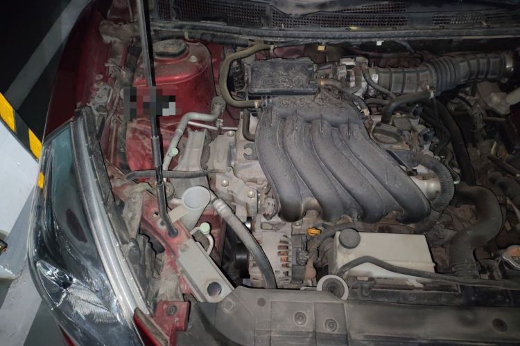 Used Nissan Tiida 2011 1.6L CVT Comfort Model Engine Bay Right