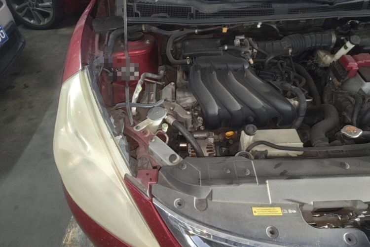 Used Nissan Tiida 2011 1.6L CVT Comfort Model Engine Bay Right