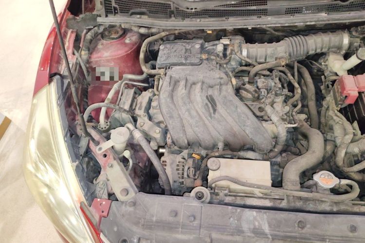 Used Nissan Tiida 2011 1.6L CVT Comfort Model Engine Bay Right