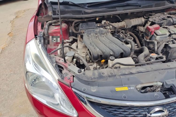 Used Nissan Tiida 2011 1.6L CVT Comfort Model Engine Bay Right