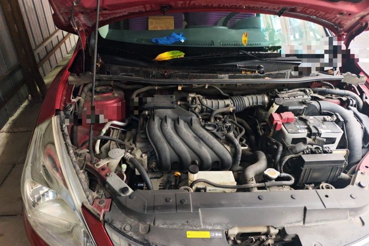 Used Nissan Tiida 2011 1.6L CVT Comfort Model Engine Bay Right