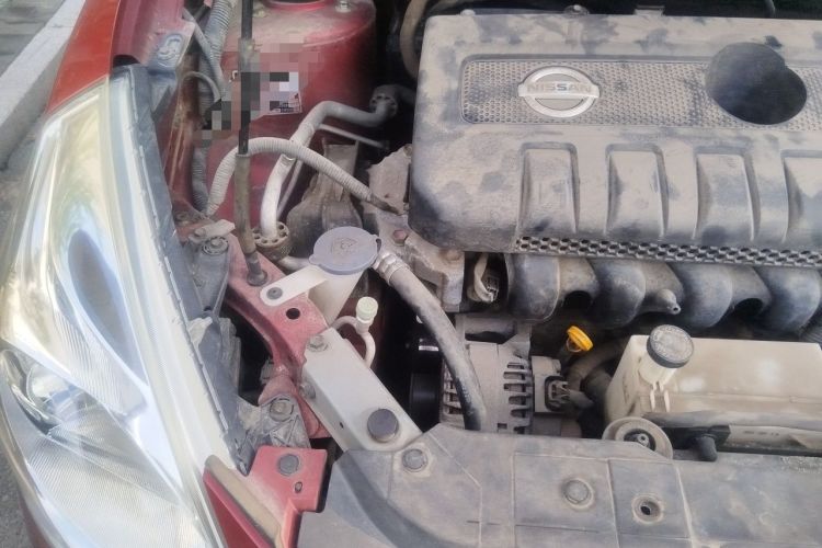 Used Nissan Tiida 2011 1.6L CVT Smart Version Engine Bay Right