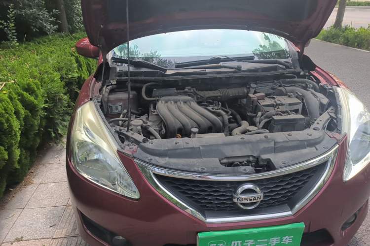 Used Nissan Tiida 2011 1.6L CVT Comfort Model Engine Bay Right