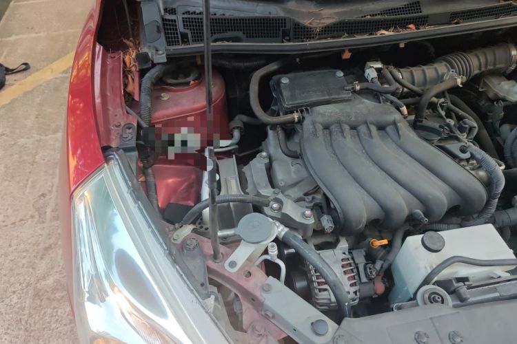 Used Nissan Tiida 2011 1.6L CVT Comfort Model Engine Bay Right