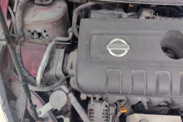 Used Nissan Tiida 2011 1.6L CVT Smart Version Engine Bay Right