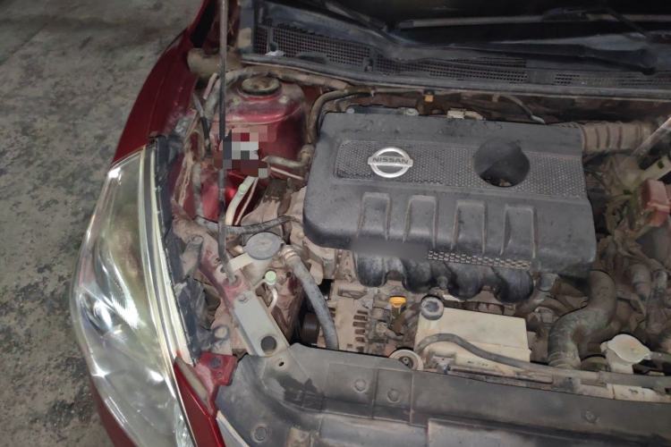 Used Nissan Tiida 2011 1.6L CVT Smart Version Engine Bay Right