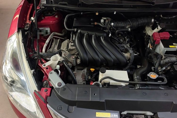 Used Nissan Tiida 2011 1.6L CVT Comfort Model Engine Bay Right