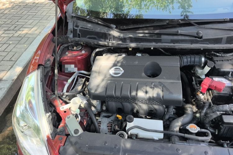 Used Nissan Tiida 2011 1.6L CVT Smart Version Engine Bay Right
