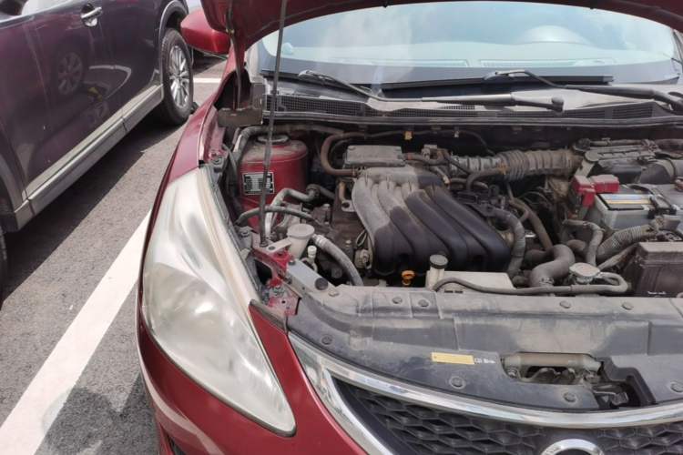 Used Nissan Tiida 2011 1.6L CVT Comfort Model Engine Bay Right