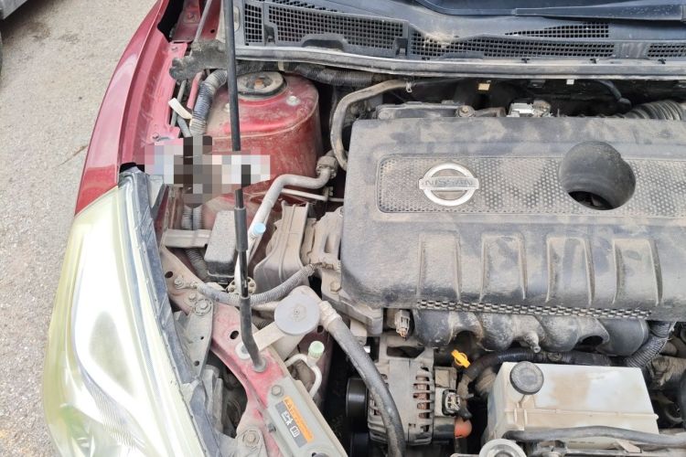 Used Nissan Tiida 2011 1.6L CVT Luxury Edition Engine Bay Right