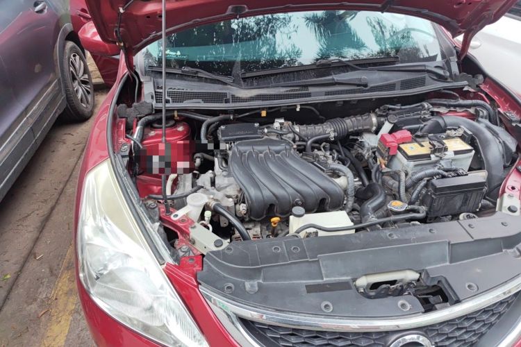 Used Nissan Tiida 2011 1.6L CVT Comfort Model Engine Bay Right