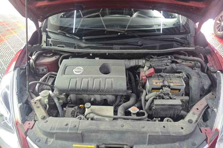 Used Nissan Tiida 2011 1.6L CVT Smart Version Engine Bay