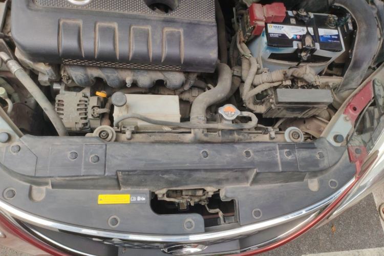 Used Nissan Tiida 2011 1.6L CVT Smart Version Engine Bay