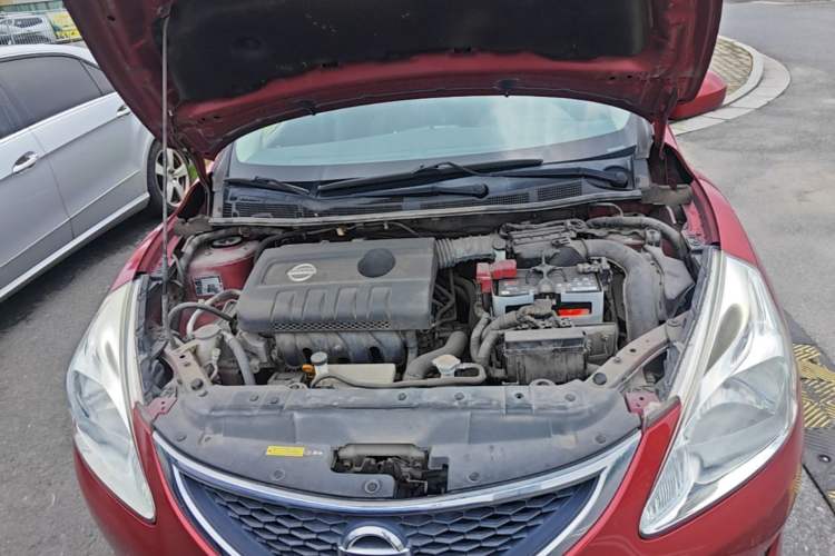 Used Nissan Tiida 2011 1.6L CVT Smart Version Engine Bay