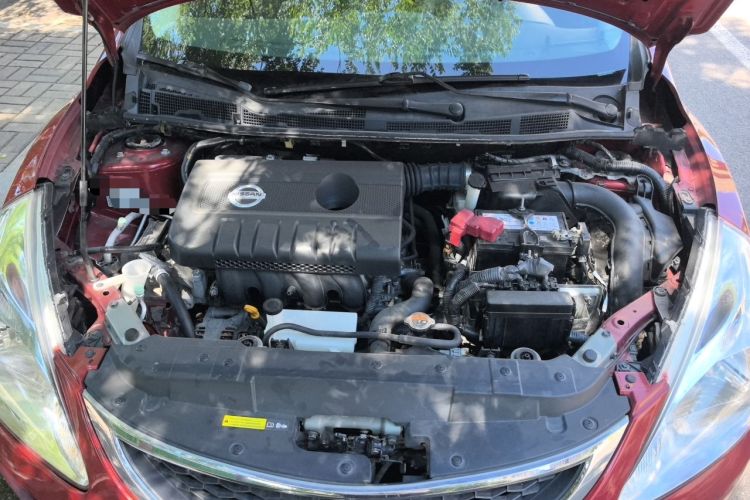 Used Nissan Tiida 2011 1.6L CVT Smart Version Engine Bay