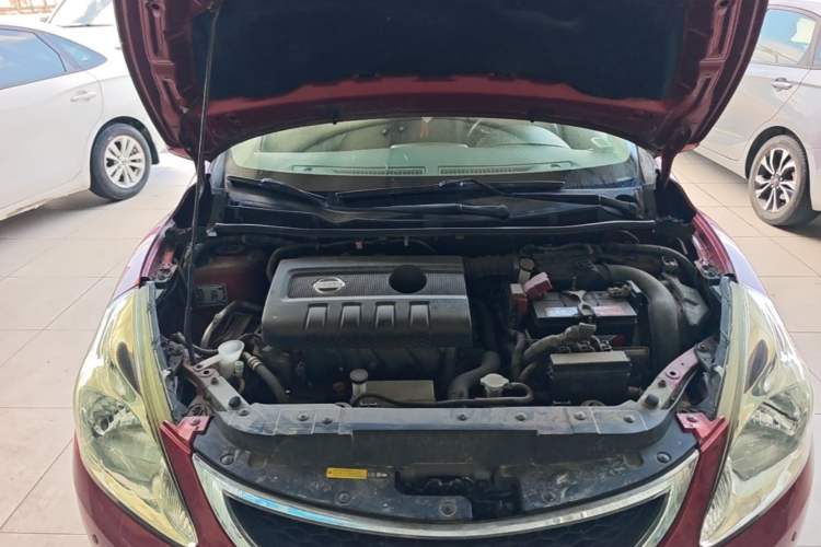 Used Nissan Tiida 2011 1.6L CVT Smart Version Engine Bay