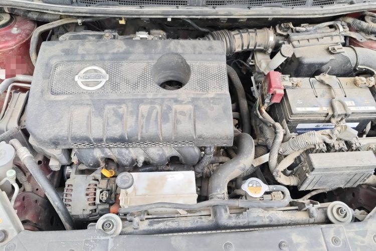 Used Nissan Tiida 2011 1.6L CVT Luxury Edition Engine Bay