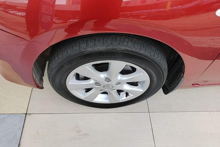 Used Nissan Tiida 2011 1.6L CVT Smart Version Exterior 2