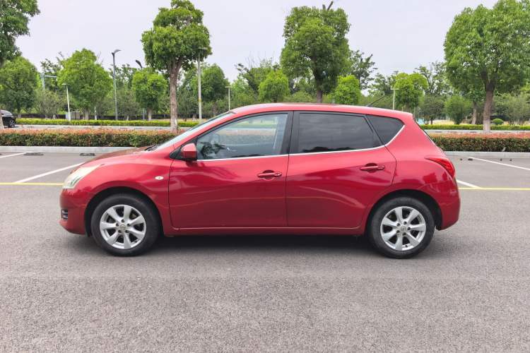 Used Nissan Tiida 2011 1.6L CVT Comfort Model Exterior 2