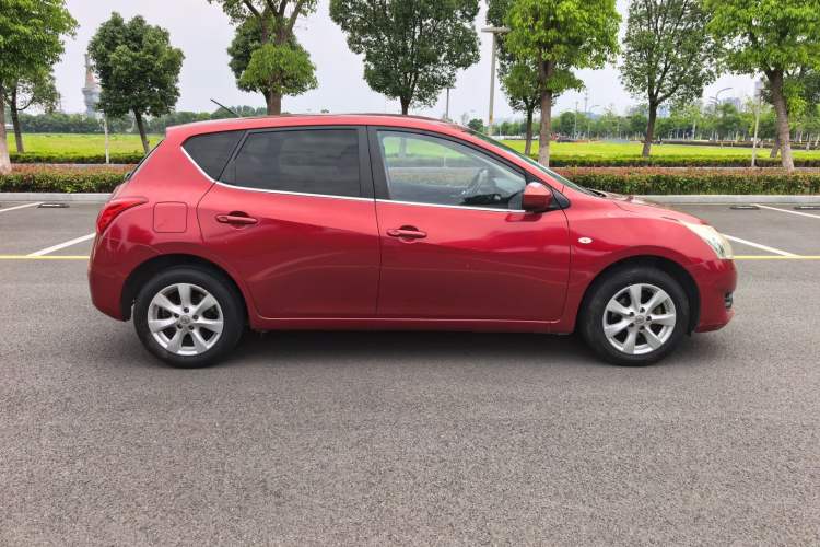 Used Nissan Tiida 2011 1.6L CVT Comfort Model Exterior 3