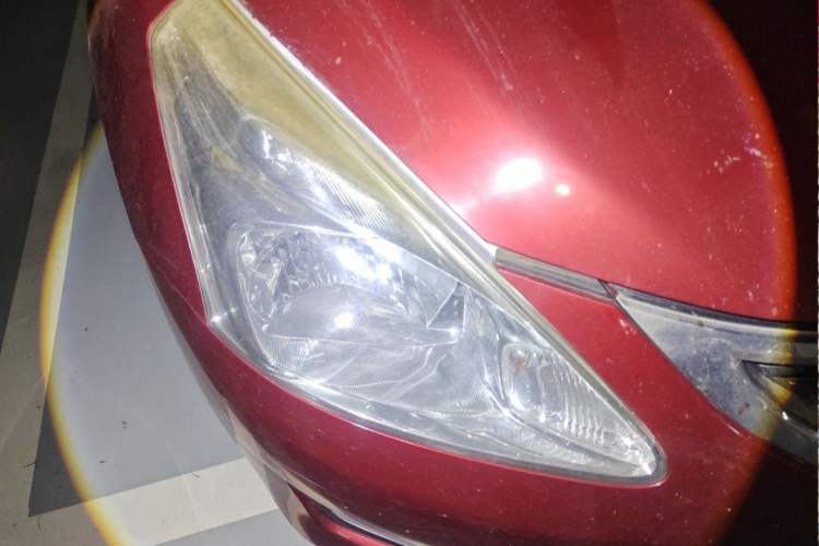 Used Nissan Tiida 2011 1.6L CVT Smart Version Exterior 4