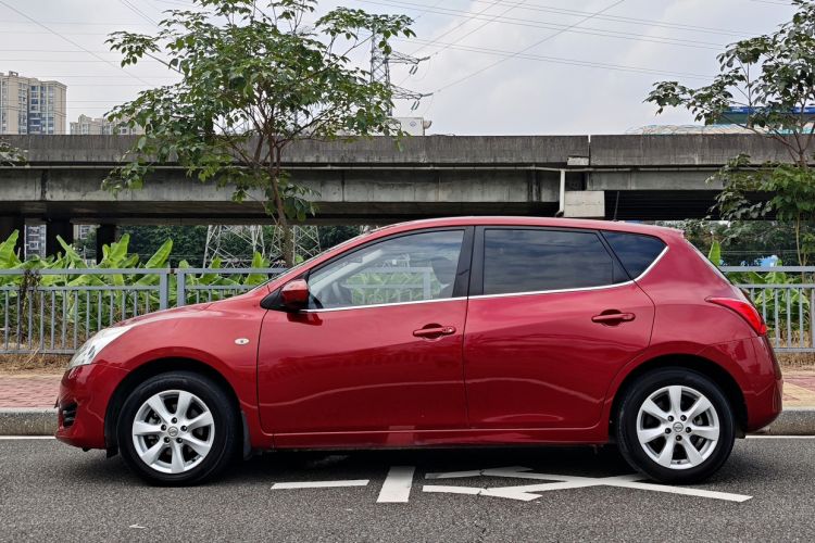 Used Nissan Tiida 2011 1.6L CVT Smart Version Exterior 5