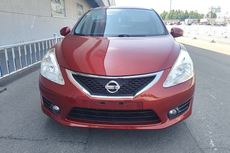 Used Nissan Tiida 2011 1.6L CVT Smart Version Front