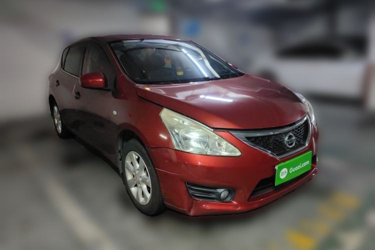 Used Nissan Tiida 2011 1.6L CVT Smart Version Front Right 45 Deg