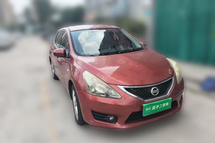 Used Nissan Tiida 2011 1.6T M-CVT Dynamic Edition Front Right 45 Deg