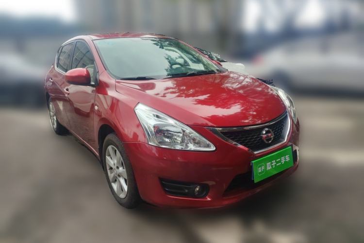 Used Nissan Tiida 2011 1.6L CVT Smart Version Front Right 45 Deg