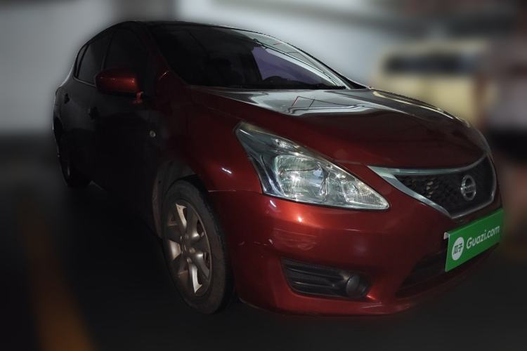 Used Nissan Tiida 2011 1.6L CVT Luxury Edition Front Right 45 Deg