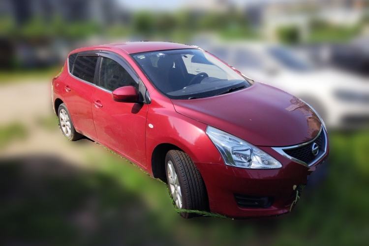 Used Nissan Tiida 2011 1.6L Manual Comfort Edition Front Right 45 Deg