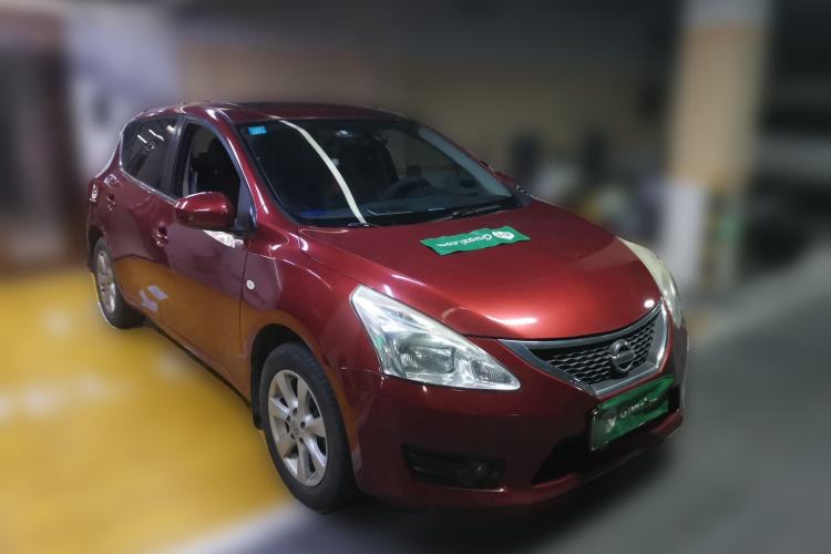 Used Nissan Tiida 2011 1.6L CVT Smart Version Front Right 45 Deg