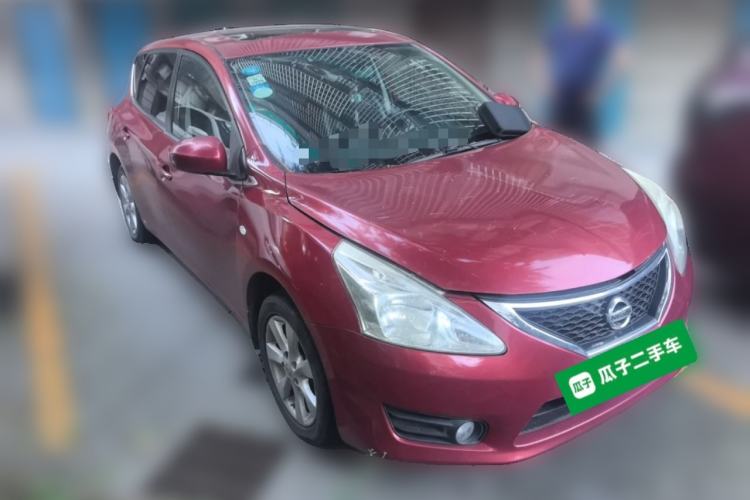 Used Nissan Tiida 2011 1.6L CVT Smart Version Front Right 45 Deg