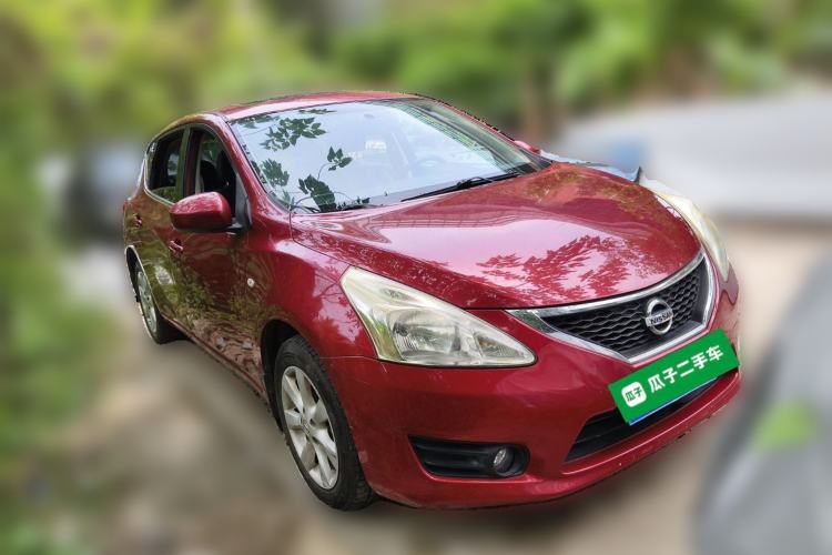 Used Nissan Tiida 2011 1.6L CVT Smart Version Front Right 45 Deg