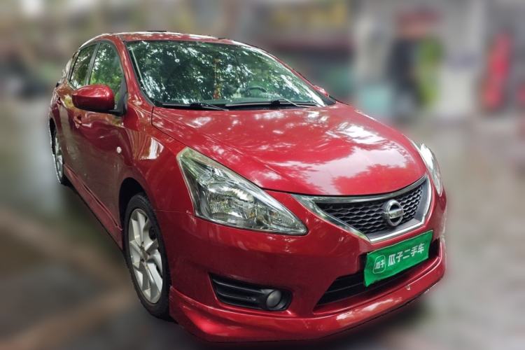 Used Nissan Tiida 2011 1.6T M-CVT Dynamic Edition Front Right 45 Deg