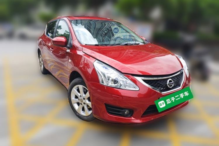 Used Nissan Tiida 2011 1.6L CVT Smart Version Front Right 45 Deg