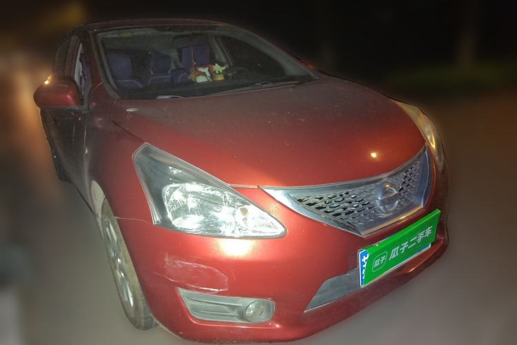 Used Nissan Tiida 2011 1.6L CVT Smart Version Front Right 45 Deg