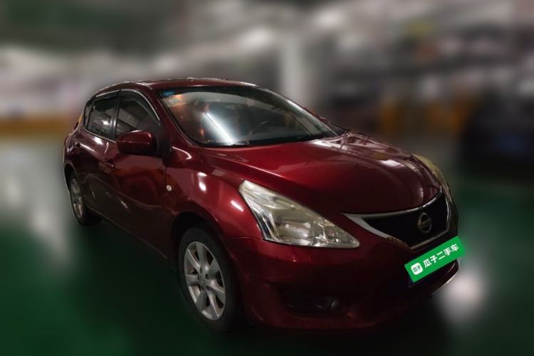 Used Nissan Tiida 2011 1.6L CVT Smart Version Front Right 45 Deg