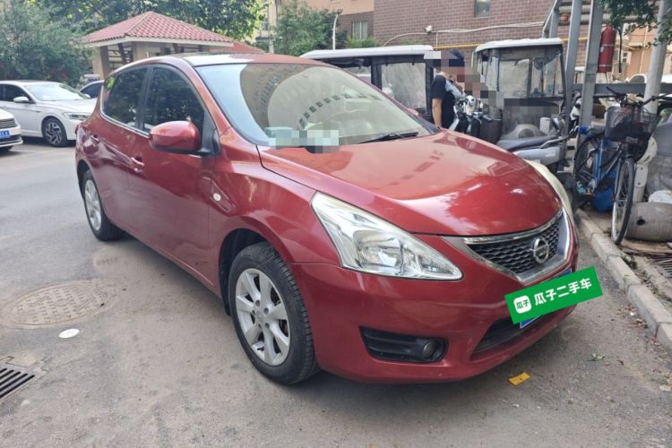 Used Nissan Tiida 2011 1.6L CVT Smart Version Front Right 45 Deg