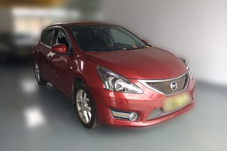 Used Nissan Tiida 2011 1.6T M-CVT Dynamic Edition Front Right 45 Deg