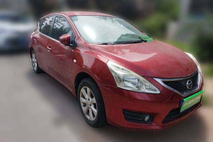 Used Nissan Tiida 2011 1.6L CVT Comfort Model Front Right 45 Deg