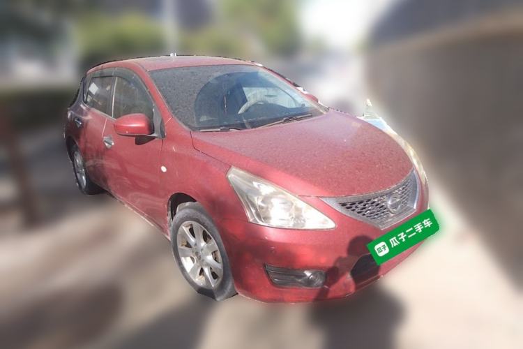 Used Nissan Tiida 2011 1.6L CVT Smart Version Front Right 45 Deg