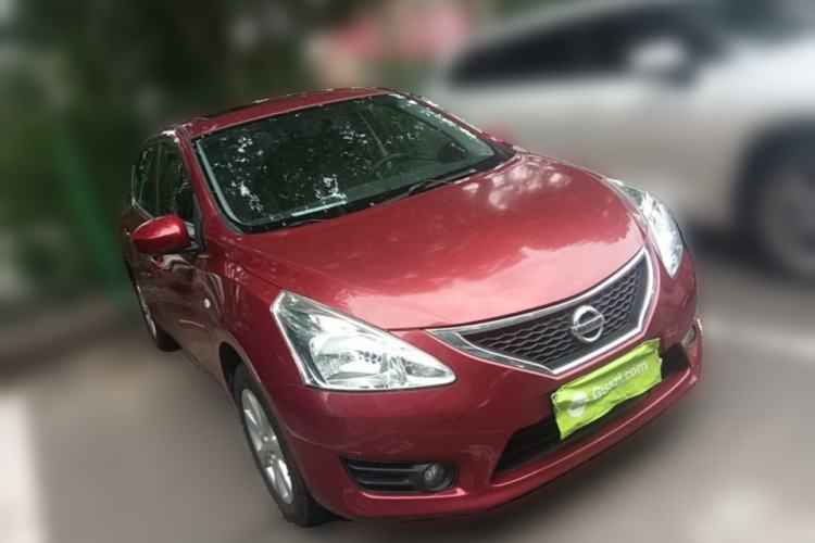 Used Nissan Tiida 2011 1.6L CVT Smart Version Front Right 45 Deg
